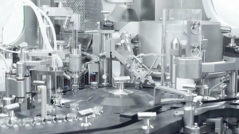 Monobloko pildymo mašina