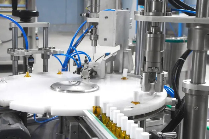 Monobloko pildymo mašina