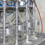 Kas yra pildymo mašina iš apačios į viršų?